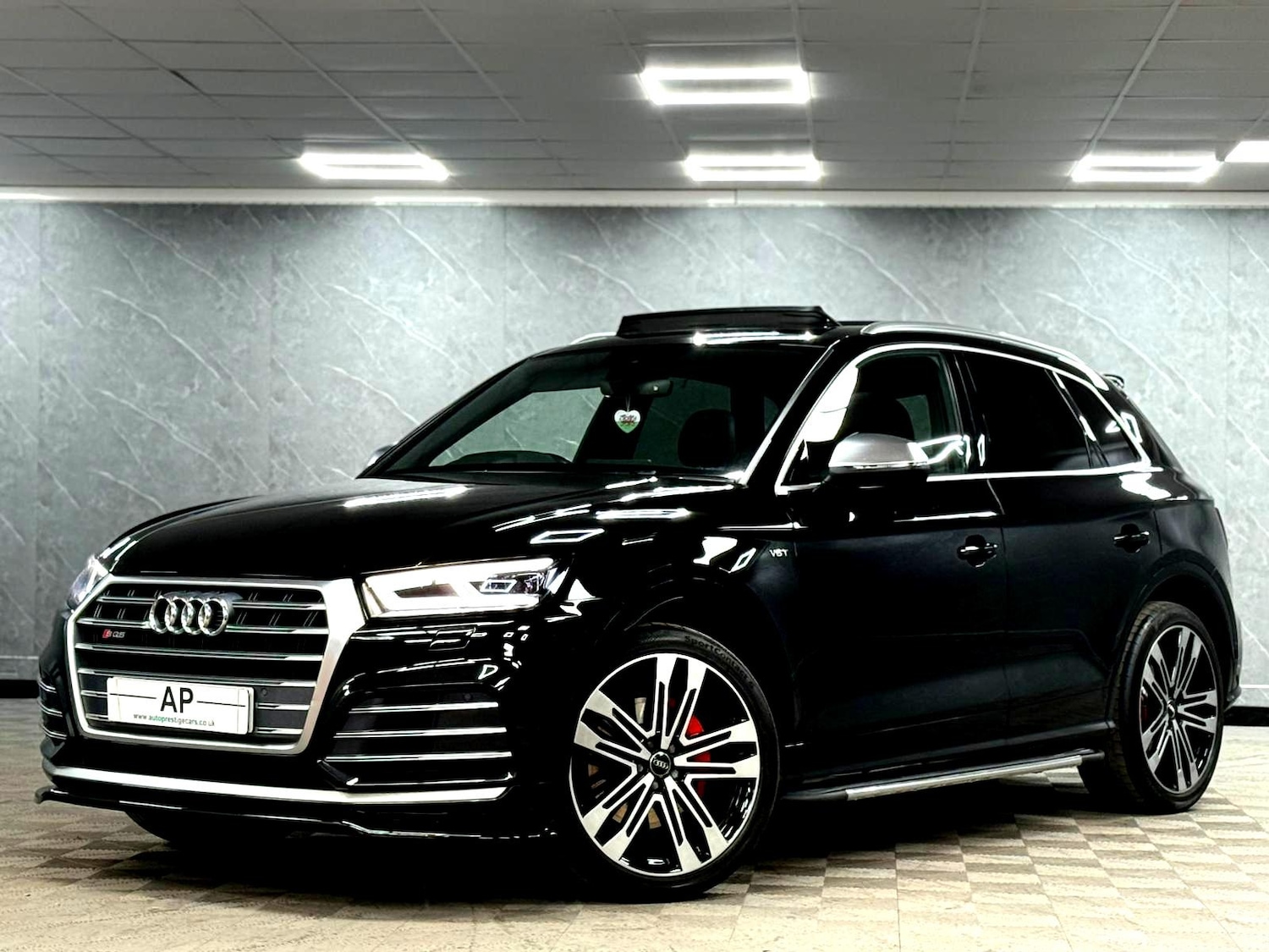 Used Audi SQ5 2017 for sale - 77610749: Photo 10