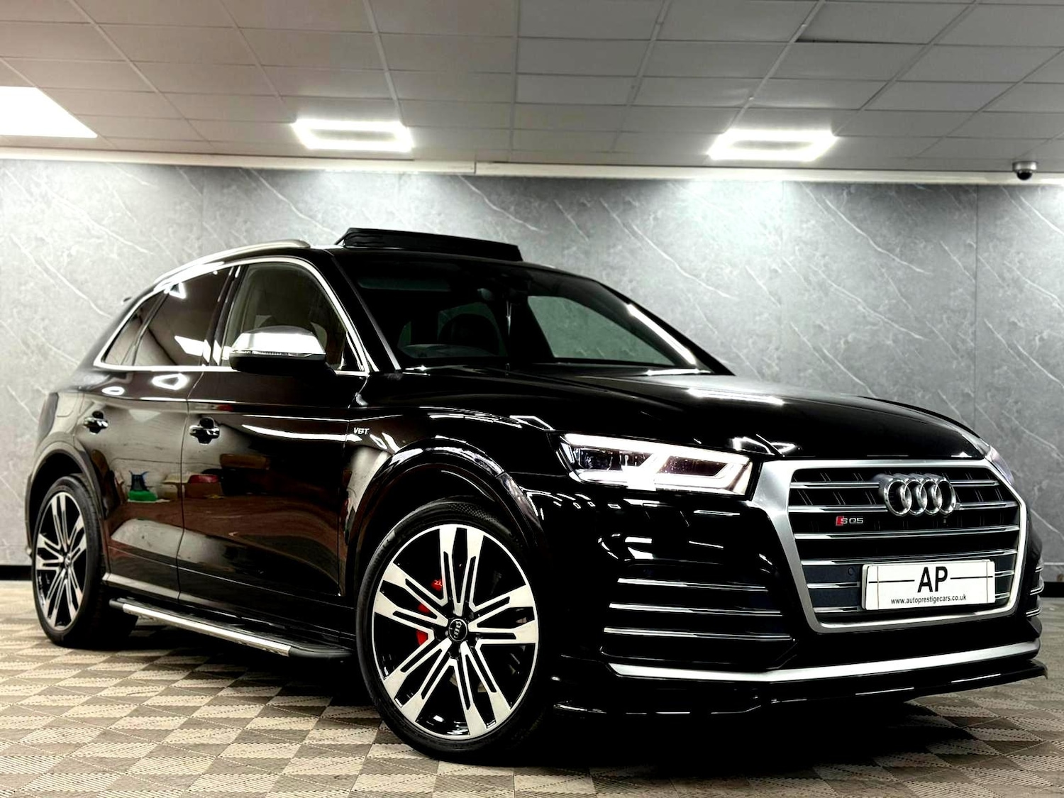 Used Audi SQ5 2017 for sale - 77610749: Photo 2