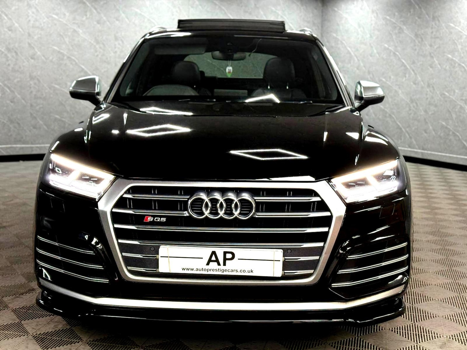 Used Audi SQ5 2017 for sale - 77610749: Photo 21