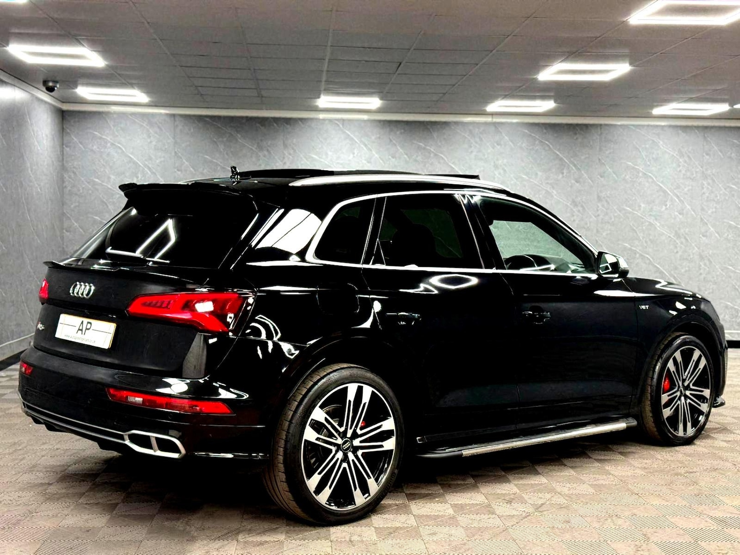 Used Audi SQ5 2017 for sale - 77610749: Photo 24