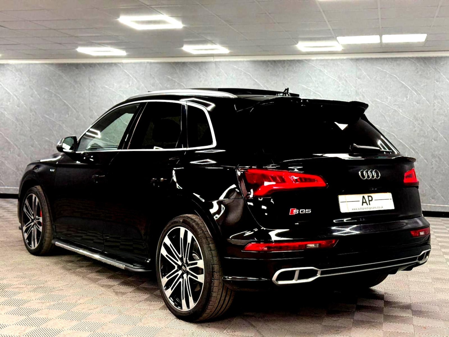 Used Audi SQ5 2017 for sale - 77610749: Photo 29