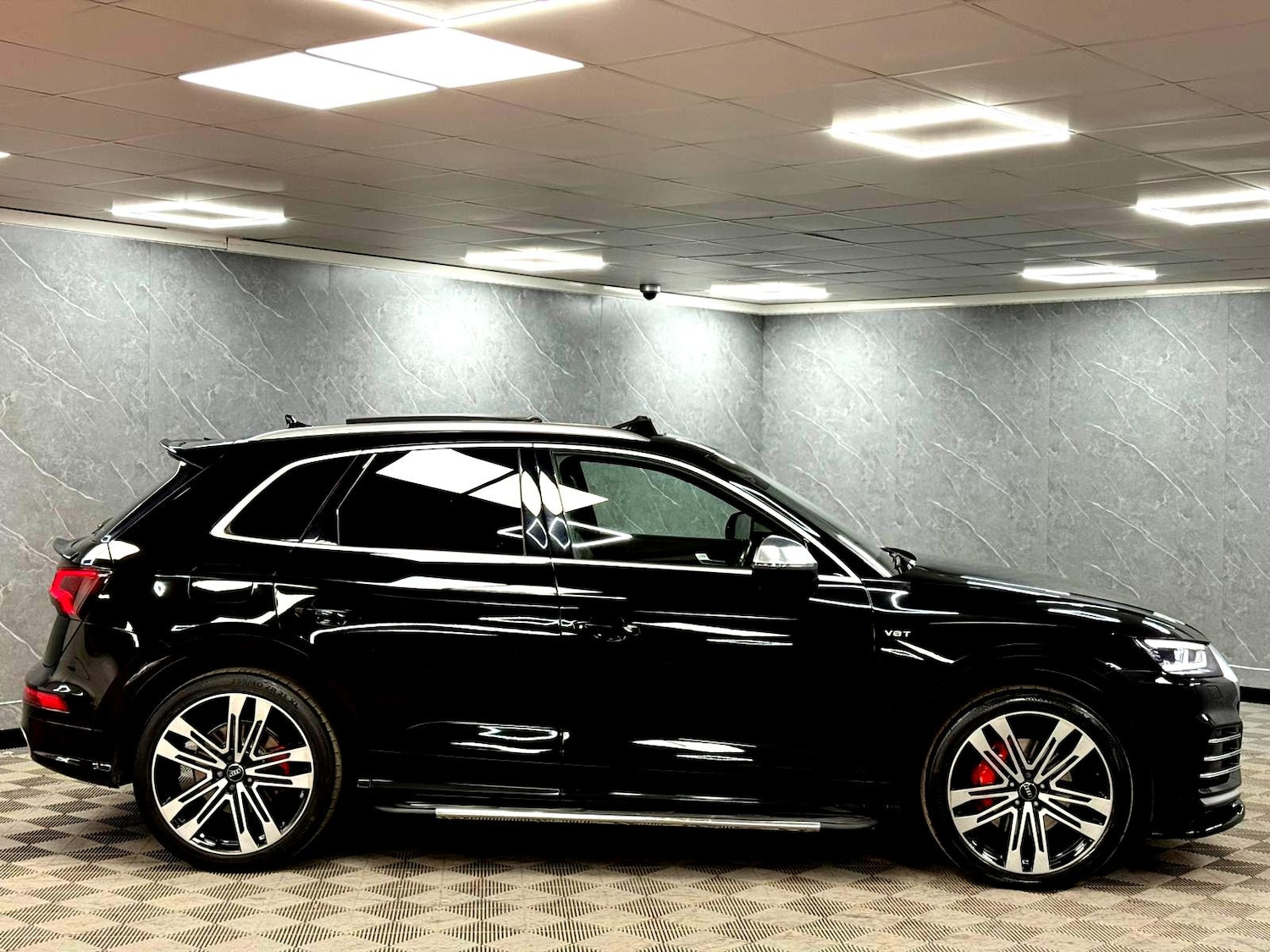 Used Audi SQ5 2017 for sale - 77610749: Photo 31