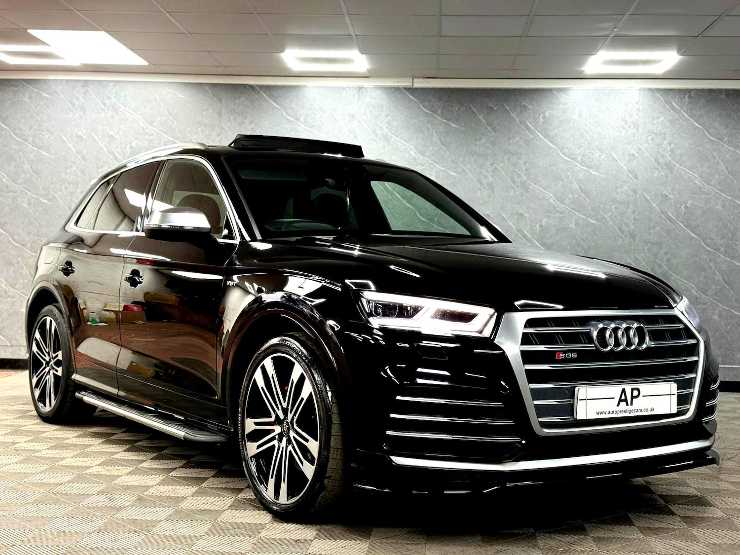 Used Audi SQ5 2017 for sale - 77610749: Photo 4