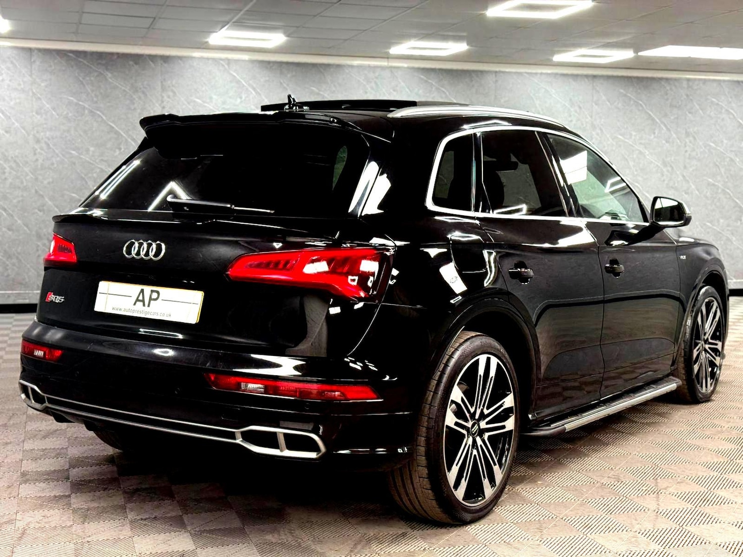 Used Audi SQ5 2017 for sale - 77610749: Photo 6