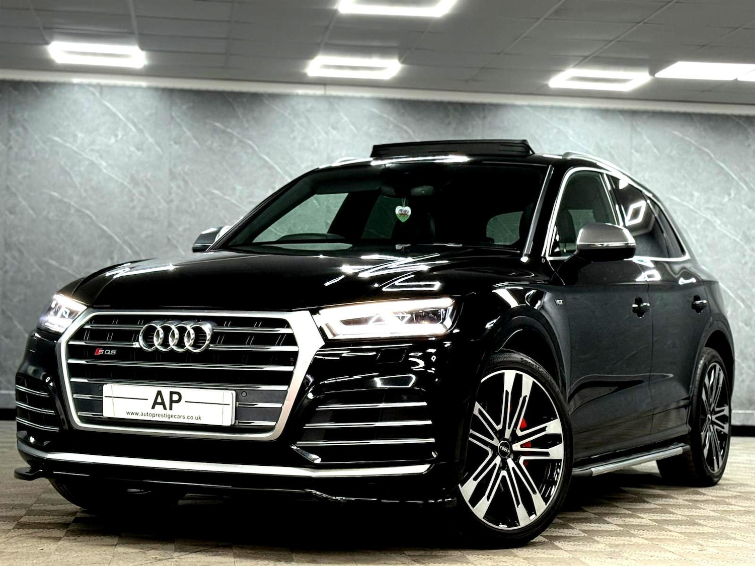 Used Audi SQ5 2017 for sale - 77610749: Photo 7