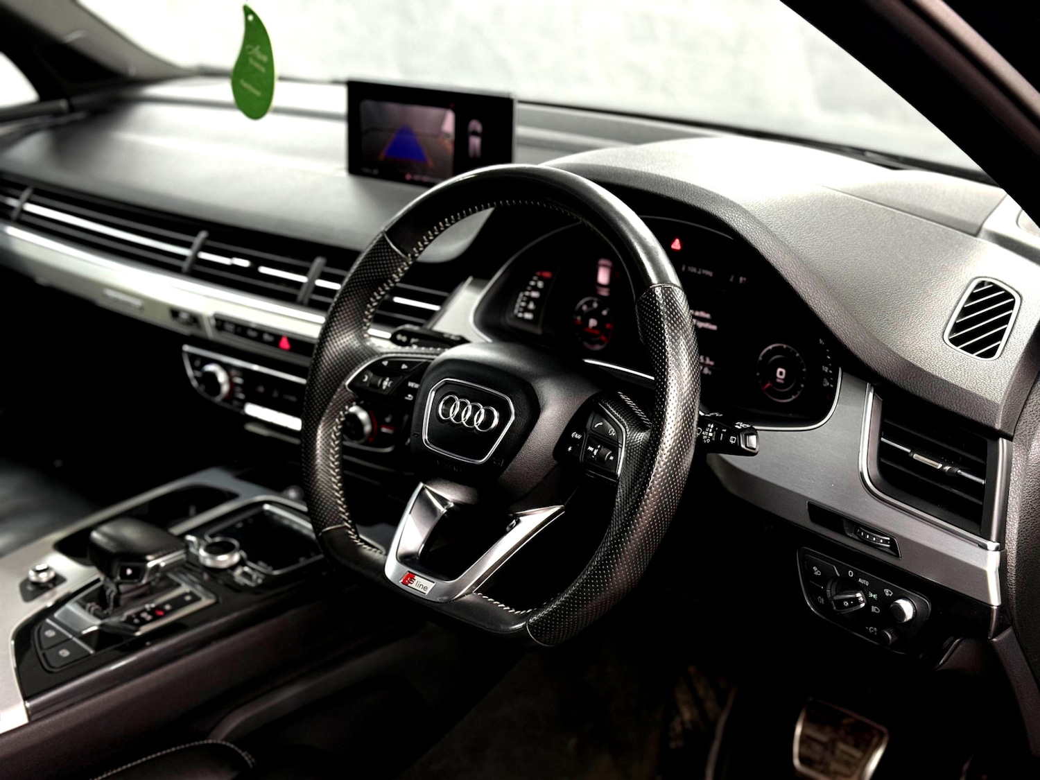 Used Audi Q7 2018 for sale - 77242254: Photo 15