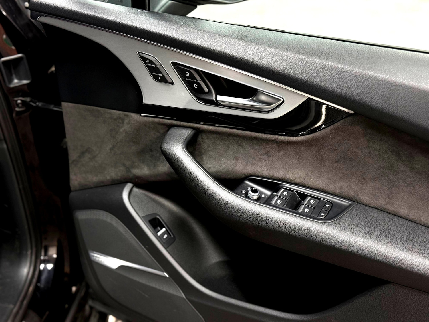 Used Audi Q7 2018 for sale - 77242254: Photo 16