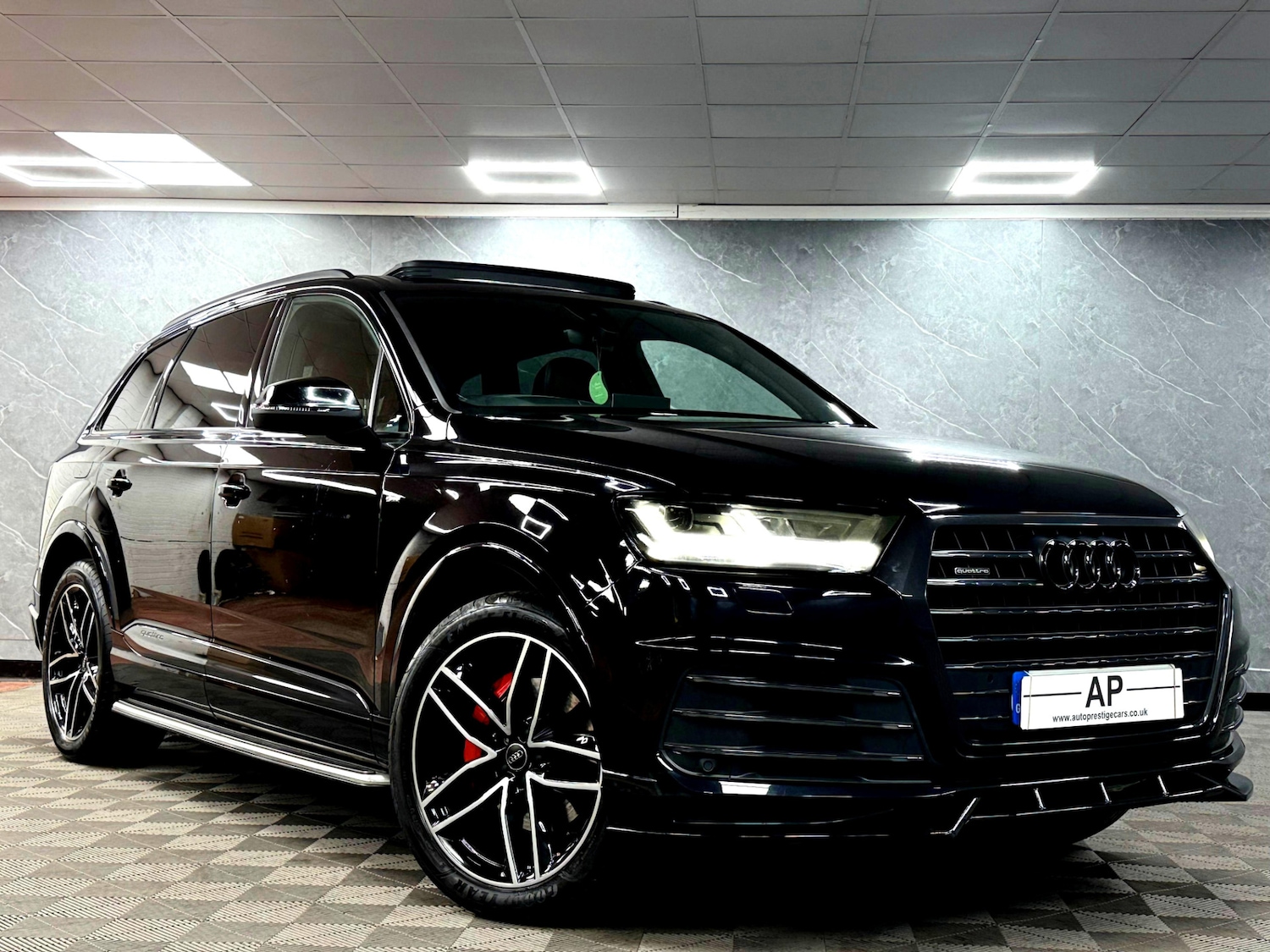 Used Audi Q7 2018 for sale - 77242254: Photo 2