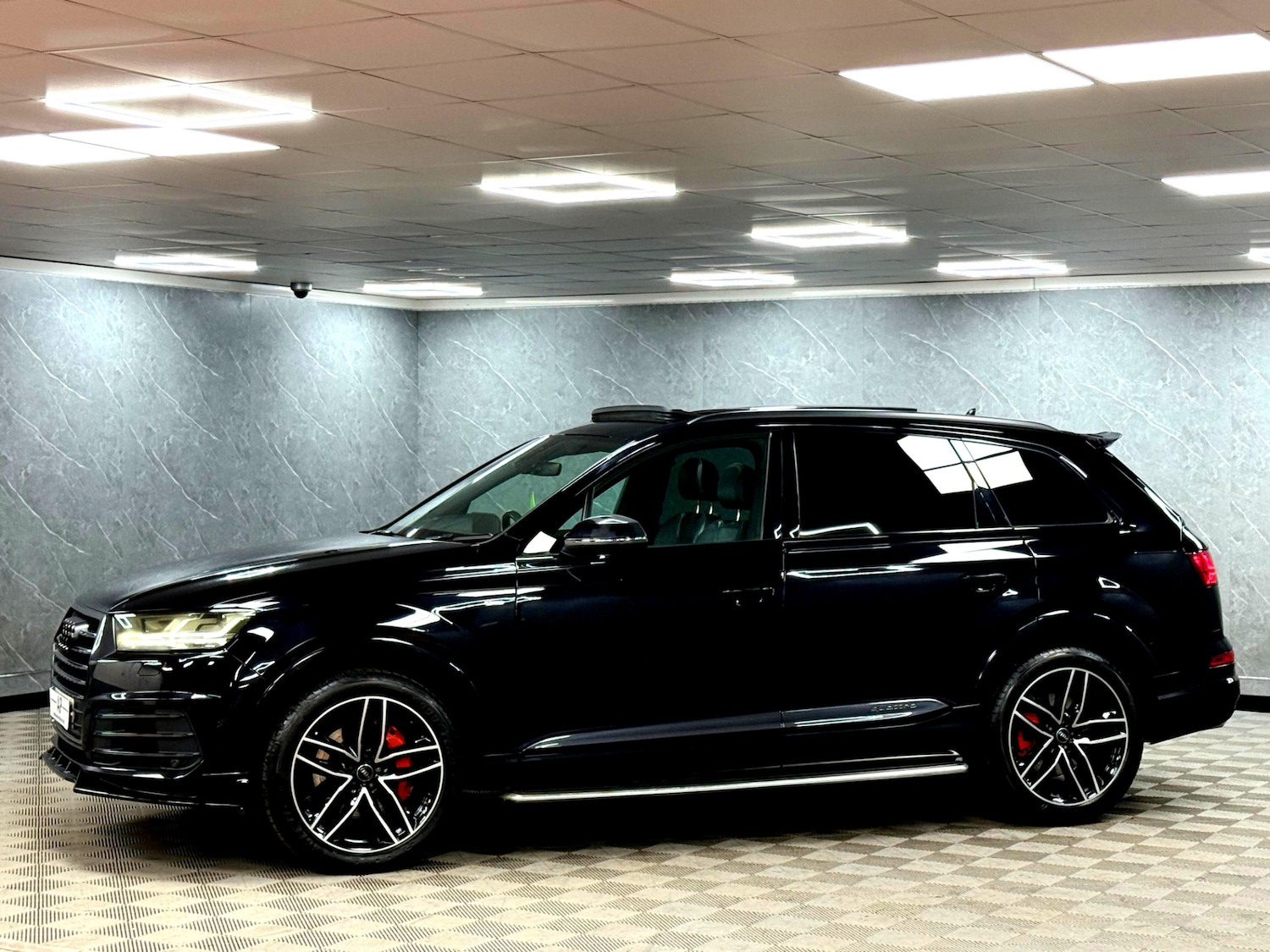 Used Audi Q7 2018 for sale - 77242254: Photo 25