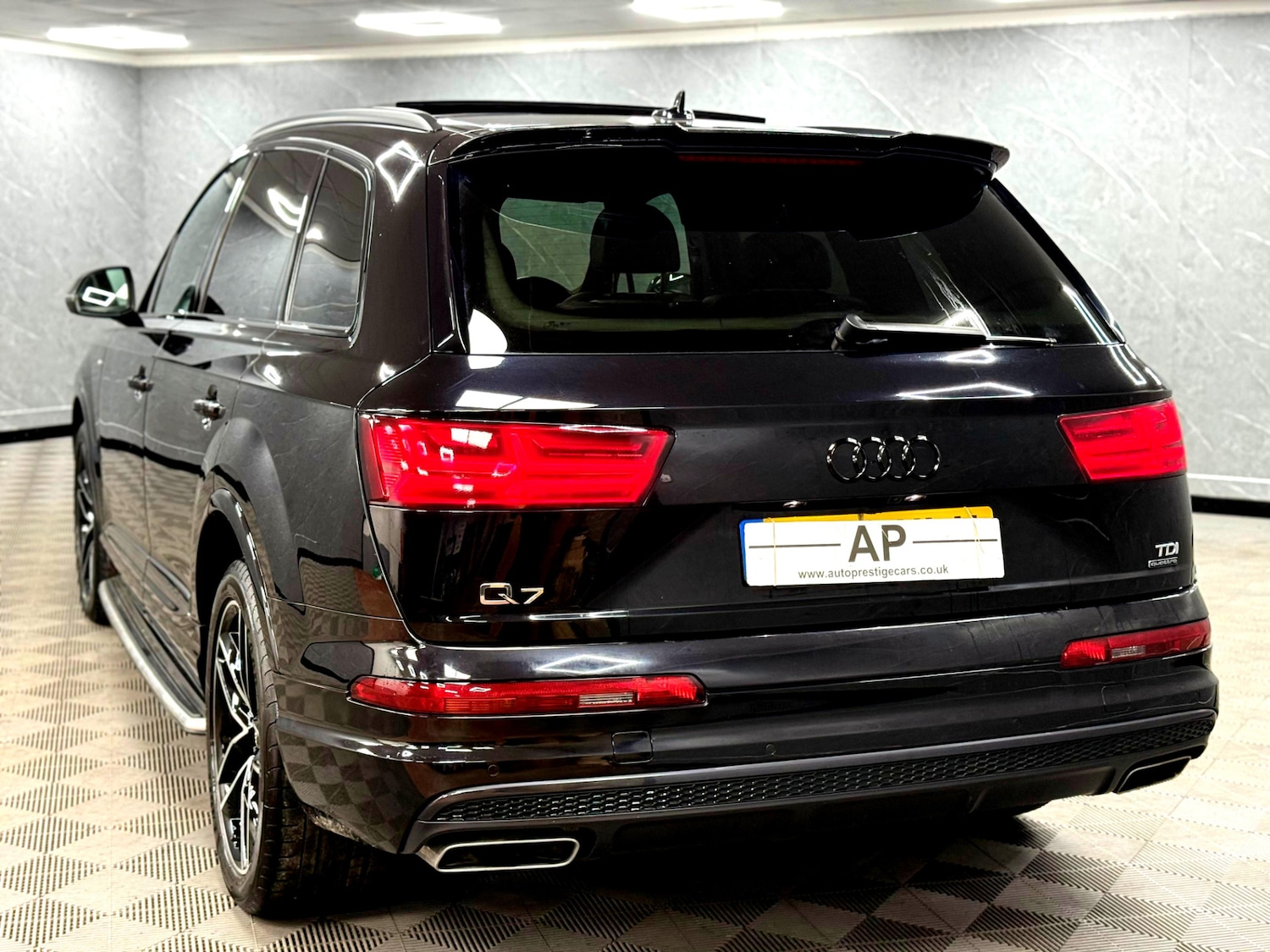 Used Audi Q7 2018 for sale - 77242254: Photo 31