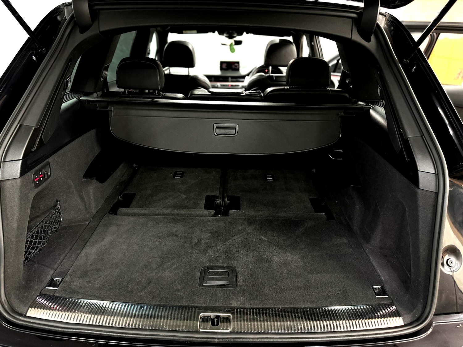 Used Audi Q7 2018 for sale - 77242254: Photo 34