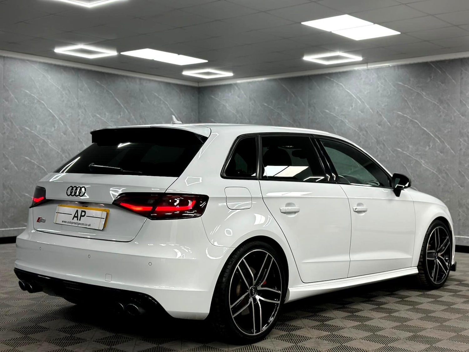 Used Audi S3 2015 for sale - 77204100: Photo 13