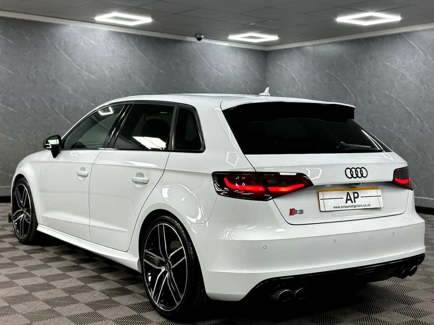 Used Audi S3 2015 for sale - 77204100: Photo 17