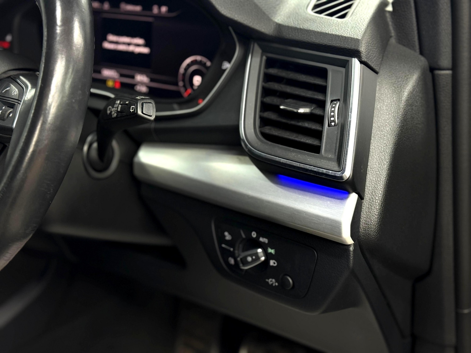 Used Audi SQ5 2018 for sale - 76671046: Photo 37