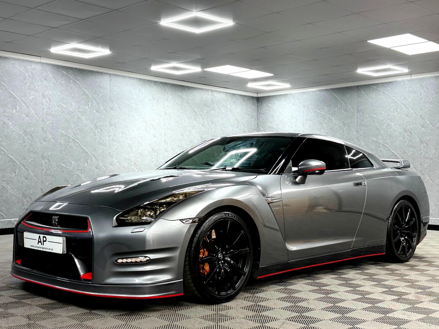 Used Nissan GT-R 2012 for sale - 76347449: Photo 16