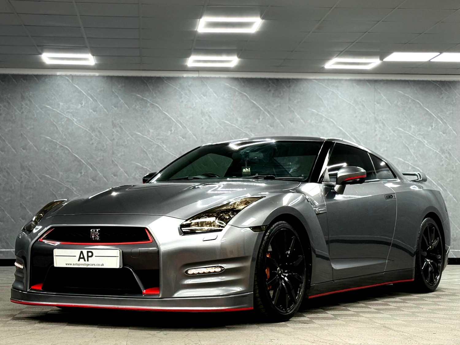 Used Nissan GT-R 2012 for sale - 76347449: Photo 5