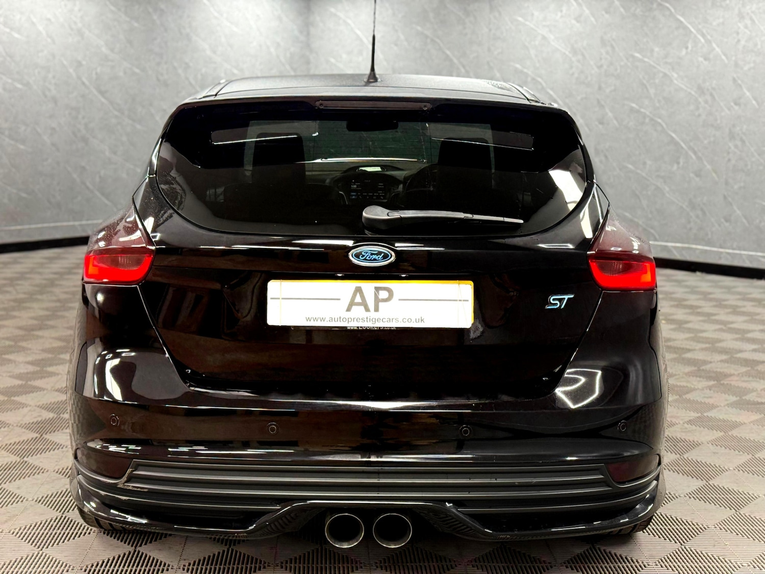 Used Ford Focus 2017 for sale - 76527598: Photo 11