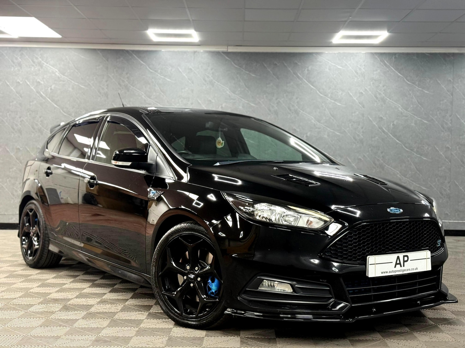 Used Ford Focus 2017 for sale - 76527598: Photo 12