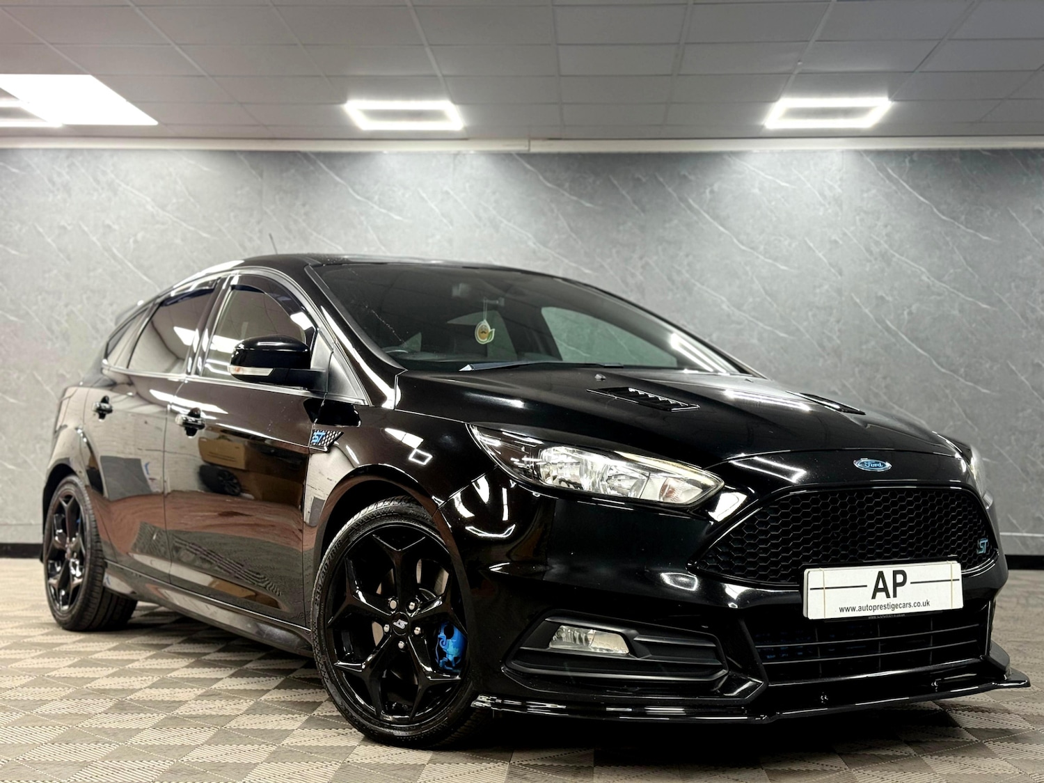 Used Ford Focus 2017 for sale - 76527598: Photo 13