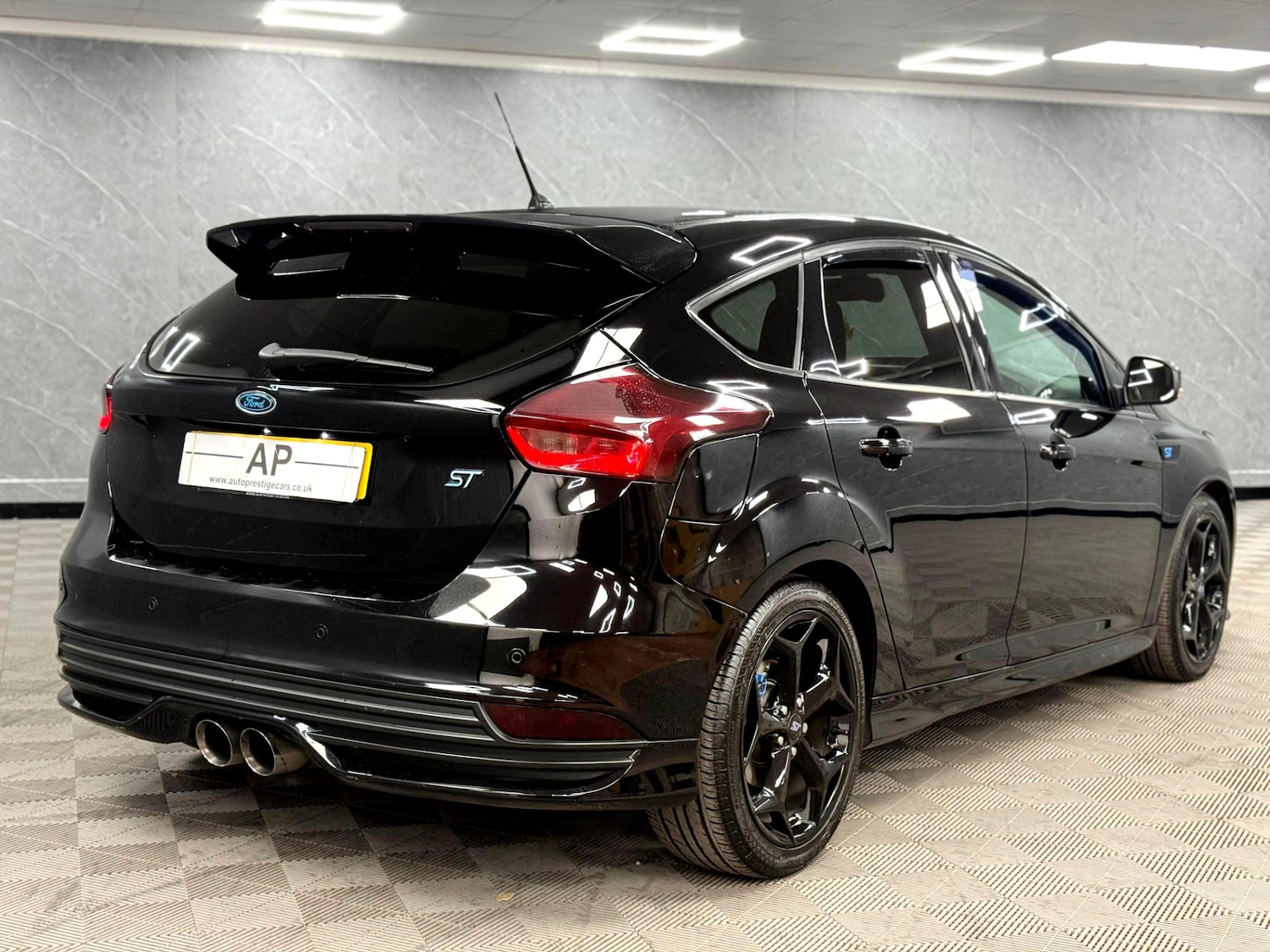 Used Ford Focus 2017 for sale - 76527598: Photo 24