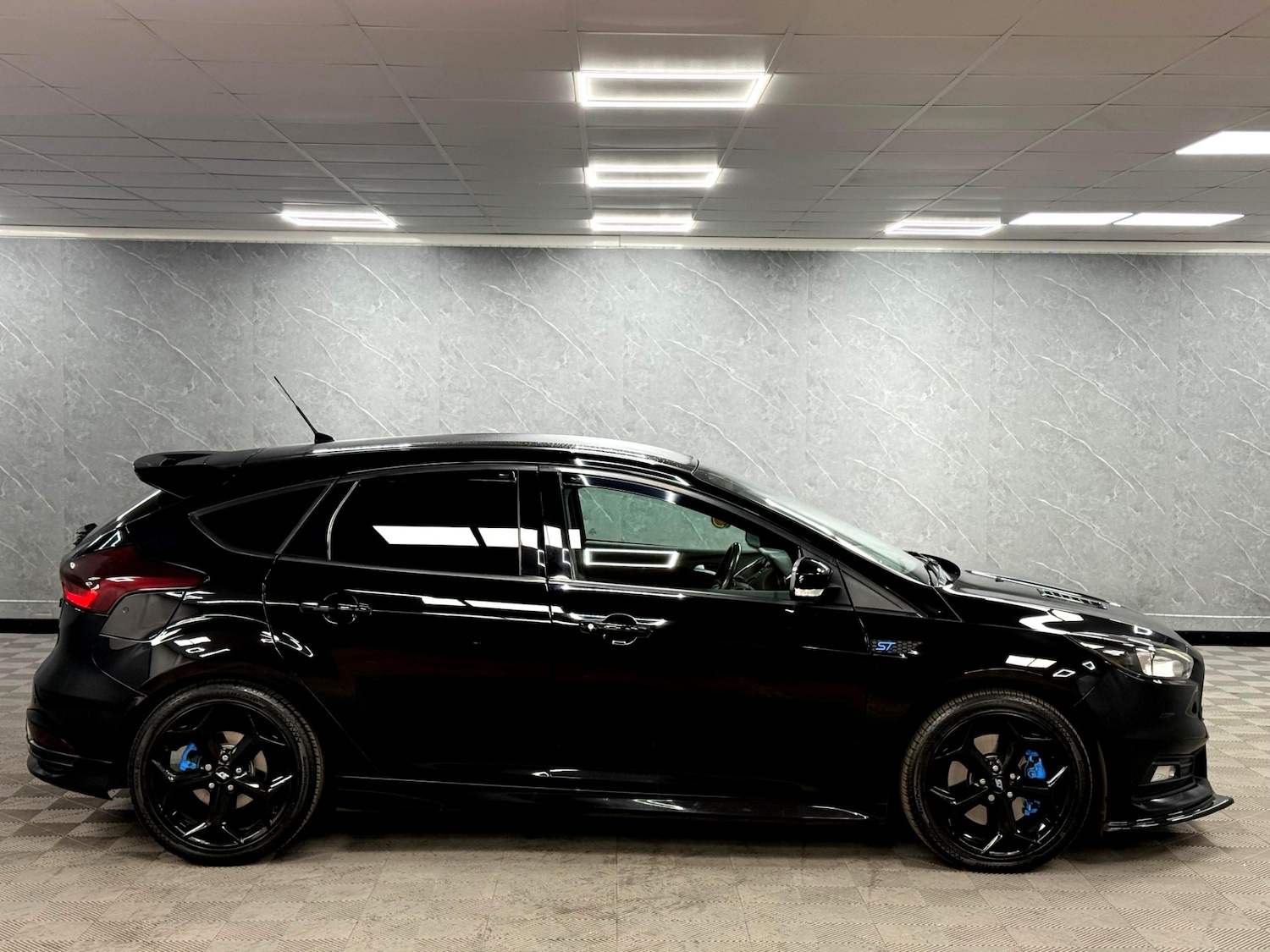 Used Ford Focus 2017 for sale - 76527598: Photo 25