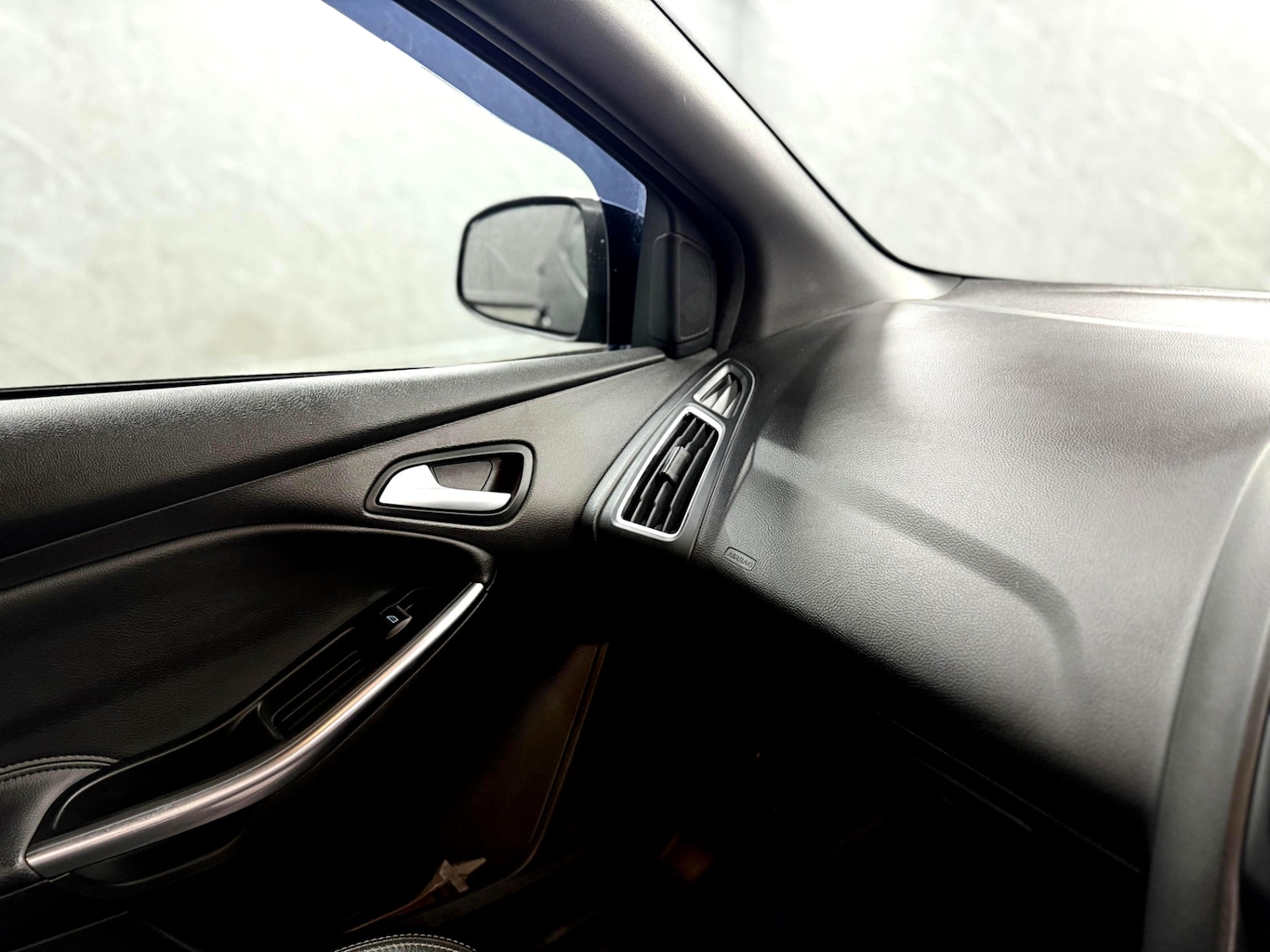 Used Ford Focus 2017 for sale - 76527598: Photo 35