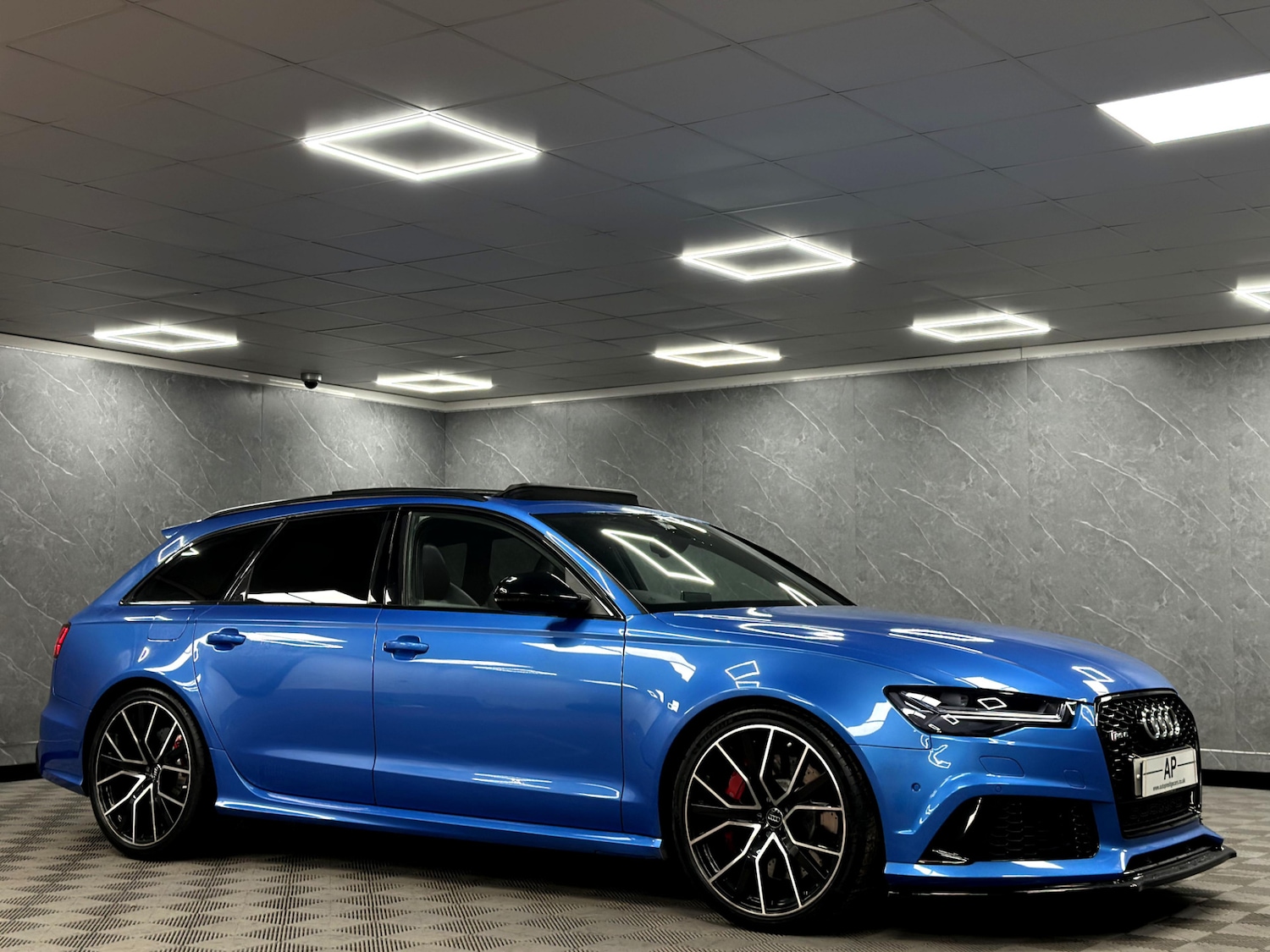Used Audi RS6 2017 for sale - 77312414: Photo 15