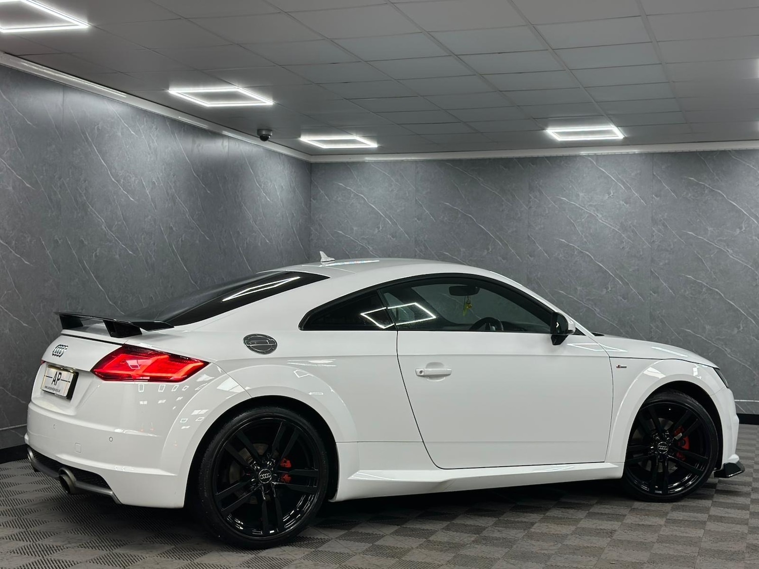 Used Audi TT 2018 for sale - 76618817: Photo 13