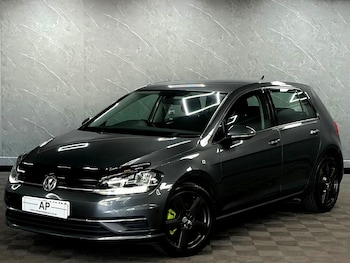 Used Volkswagen Golf 2018 for sale - 78915398: Photo
