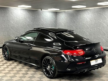 Used Mercedes-Benz C Class 2016 for sale - 77831813: Photo