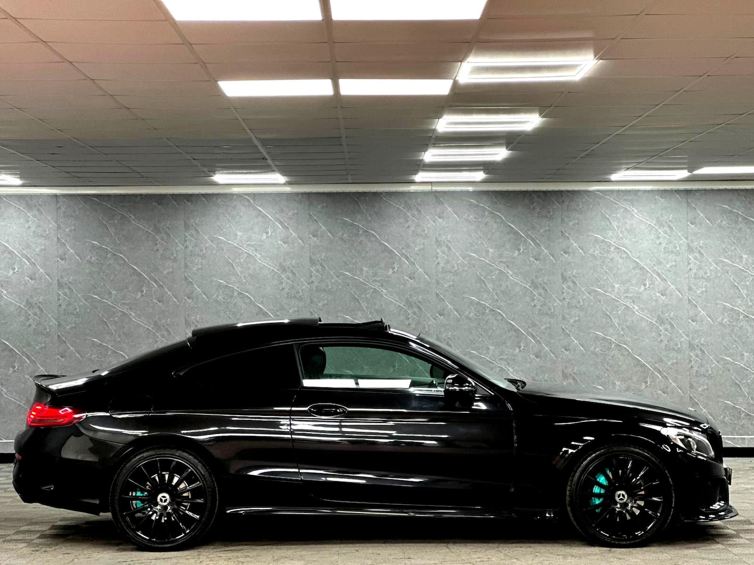 Used Mercedes-Benz C Class 2016 for sale - 77831813: Photo 7