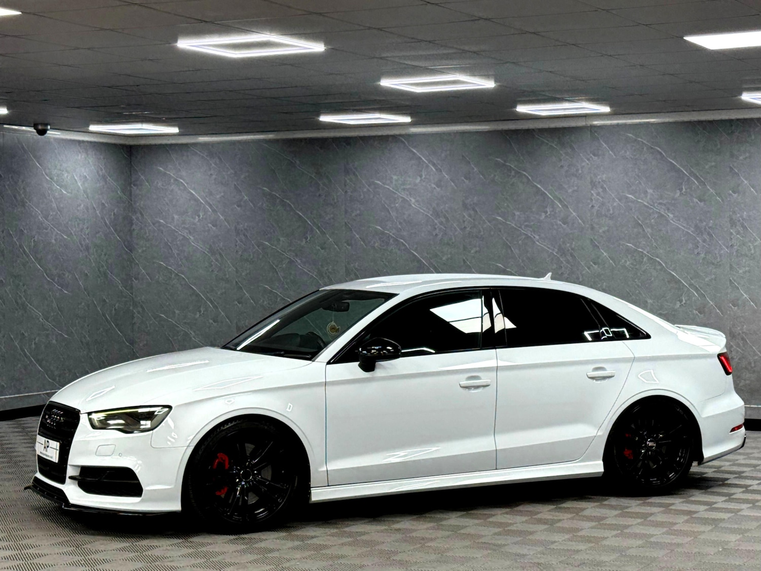 Used Audi S3 2015 for sale - 76337917: Photo 14