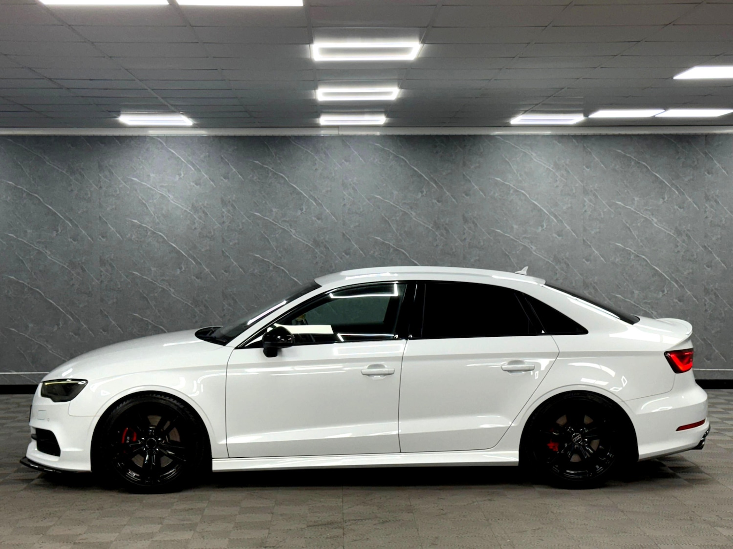 Used Audi S3 2015 for sale - 76337917: Photo 15