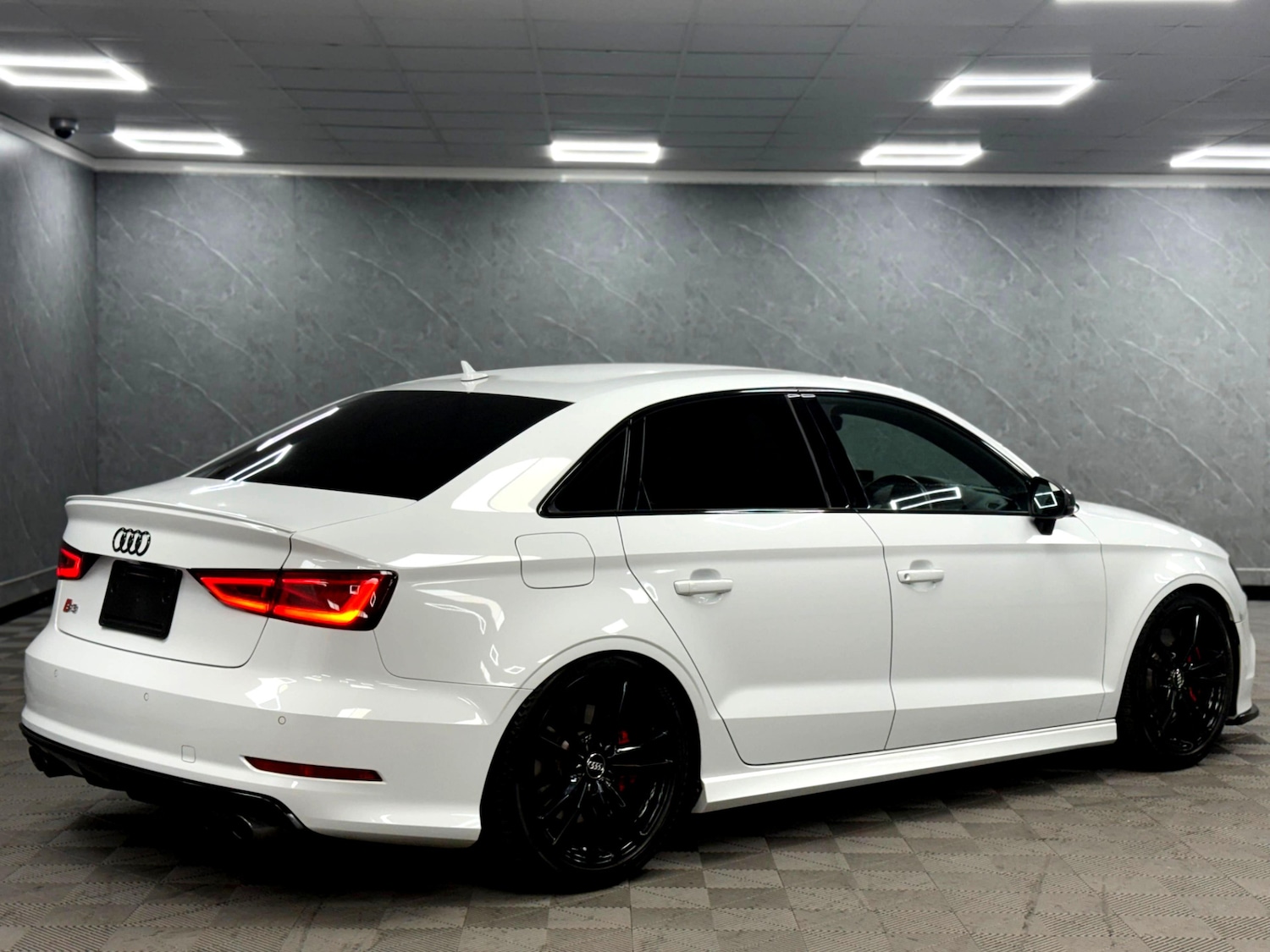 Used Audi S3 2015 for sale - 76337917: Photo 28