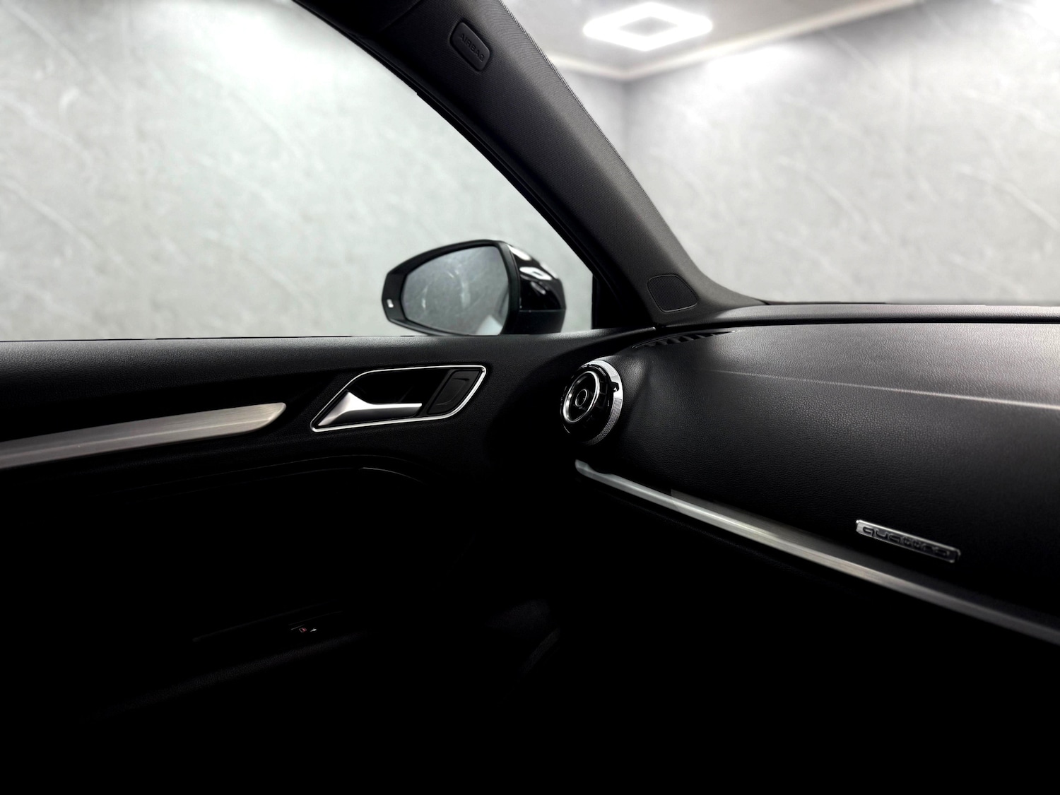 Used Audi S3 2015 for sale - 76337917: Photo 33