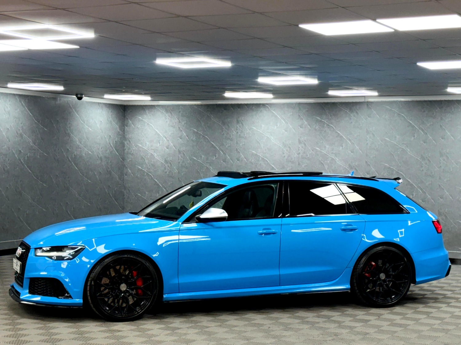 Used Audi RS6 2016 for sale - 77087723: Photo 21