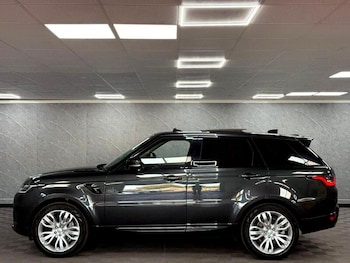 Used Land Rover Range Rover Sport 2018 for sale - 78270043: Photo