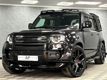 Used Land Rover Defender 110 2025 for sale - 78310123: Photo