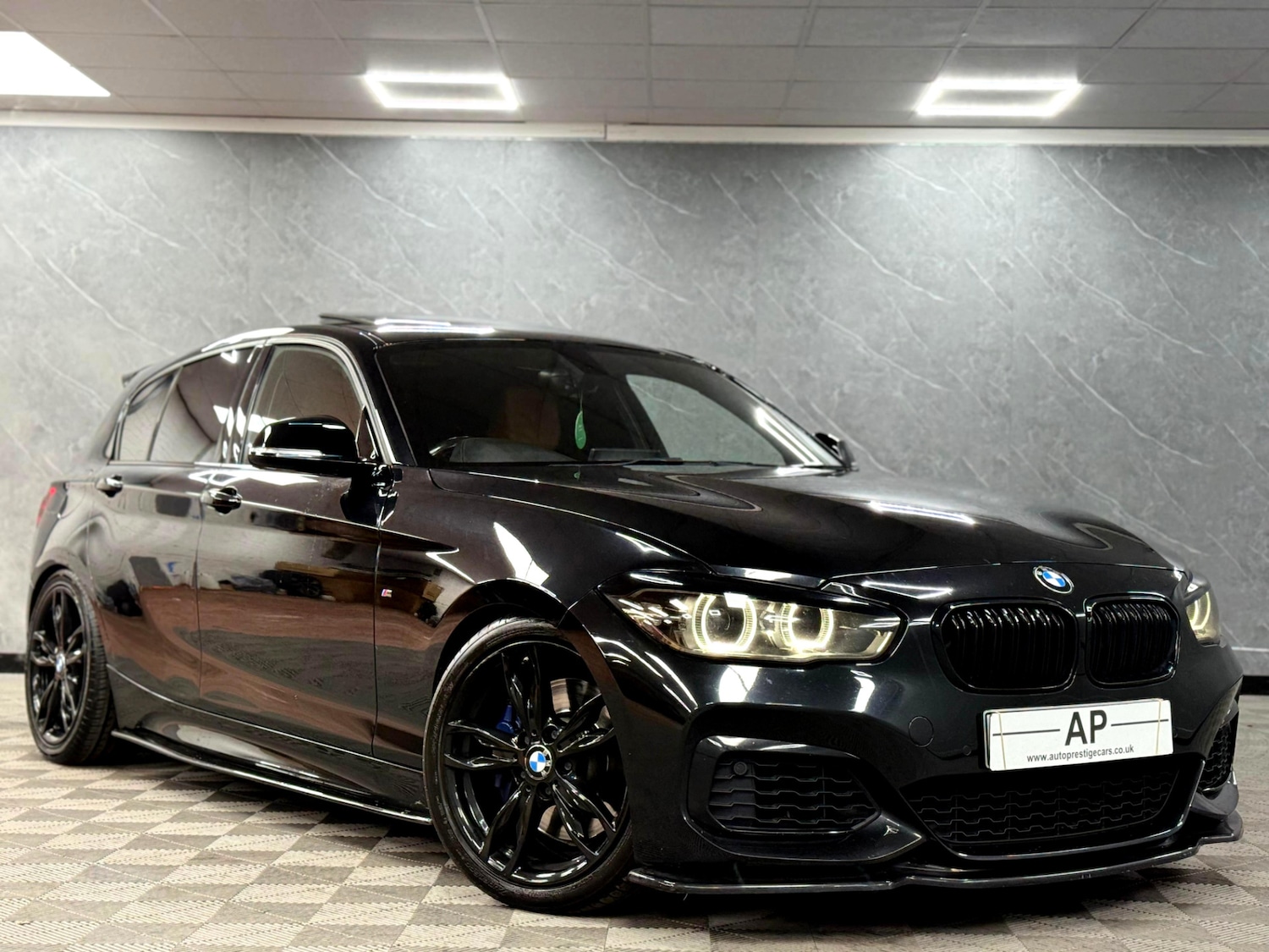 Used BMW 1 Series 2018 for sale - 76671156: Photo 2