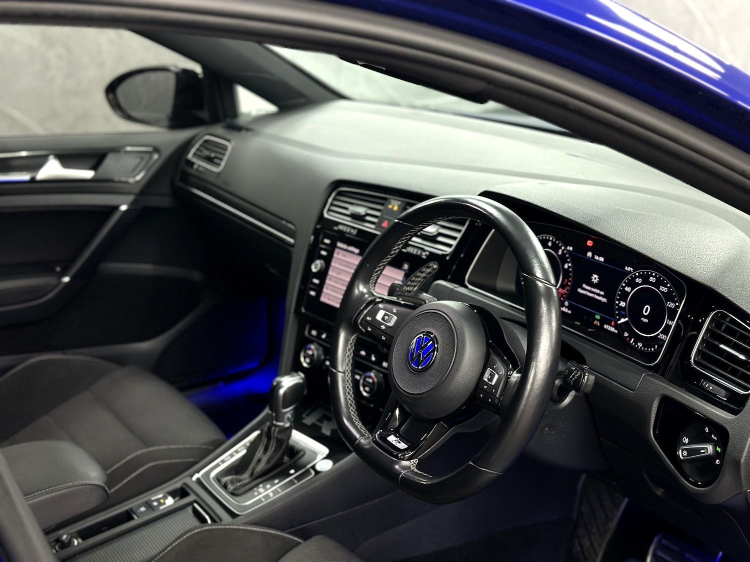 Used Volkswagen Golf 2019 for sale - 76664601: Photo 23