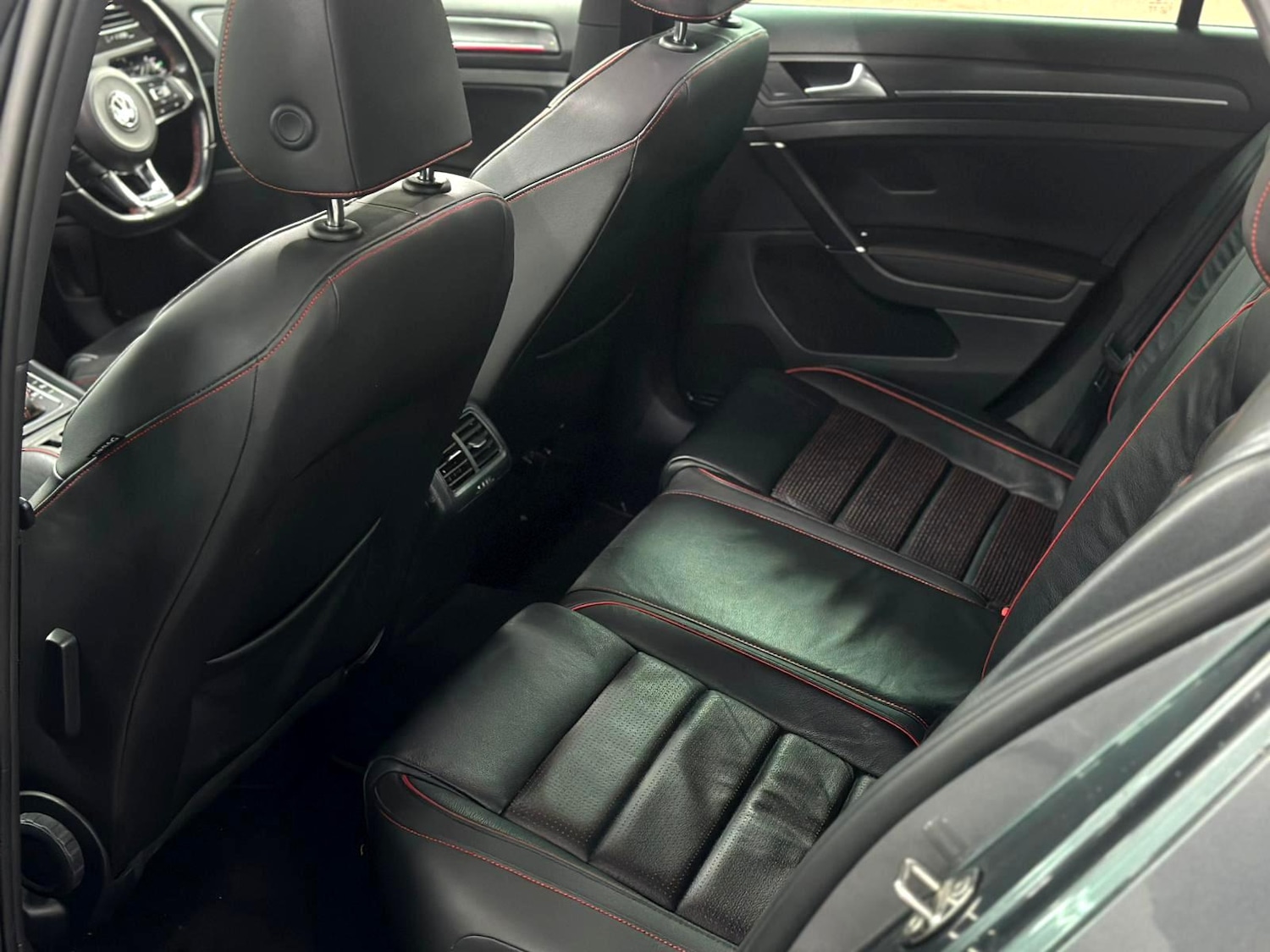 Used Volkswagen Golf 2018 for sale - 76881647: Photo 24