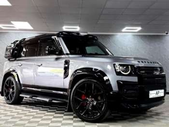 Used Land Rover Defender 2023 for sale - 74732090: Photo