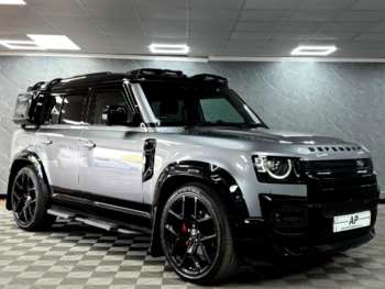 Used Land Rover Defender 2023 for sale - 74732090: Photo