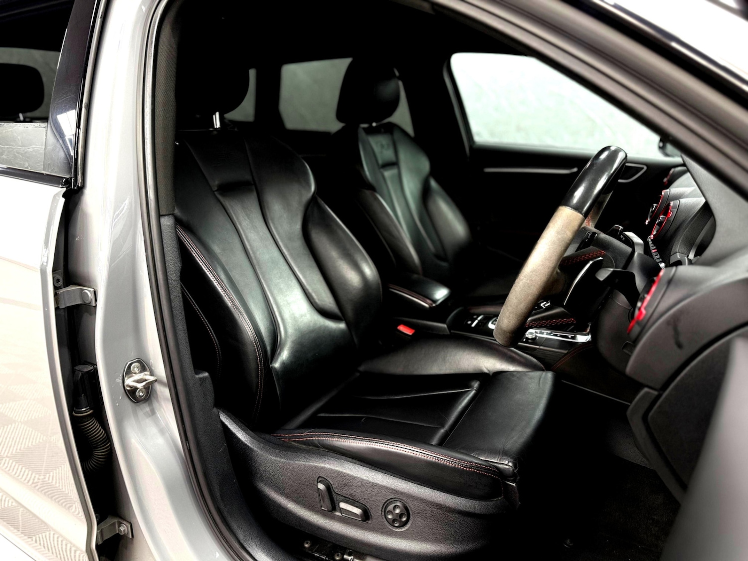 Used Audi RS3 2018 for sale - 77398880: Photo 17