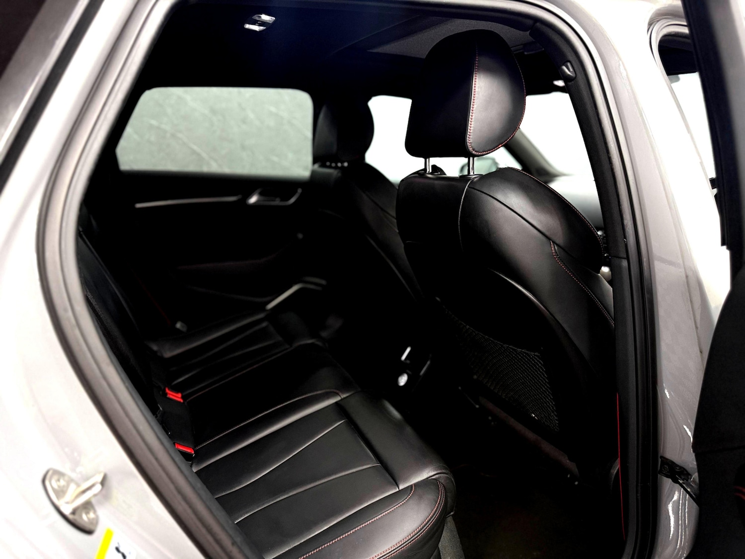 Used Audi RS3 2018 for sale - 77398880: Photo 19