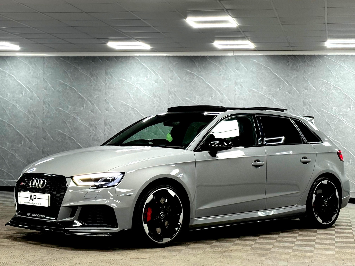 Used Audi RS3 2018 for sale - 77398880: Photo 26