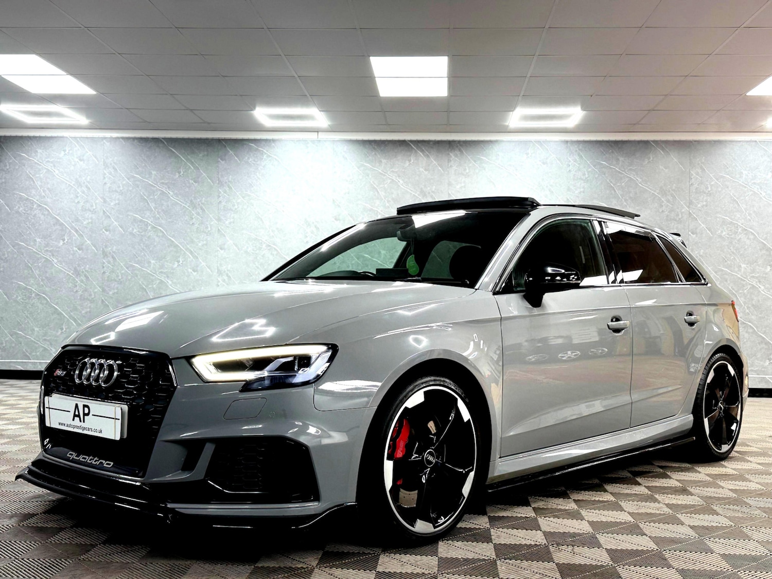 Used Audi RS3 2018 for sale - 77398880: Photo 28