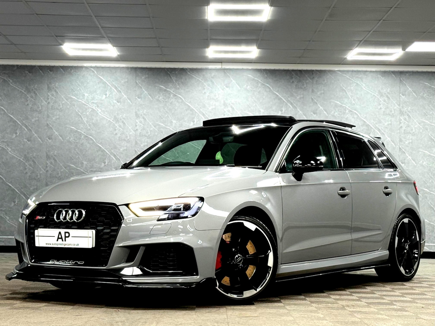 Used Audi RS3 2018 for sale - 77398880: Photo 7