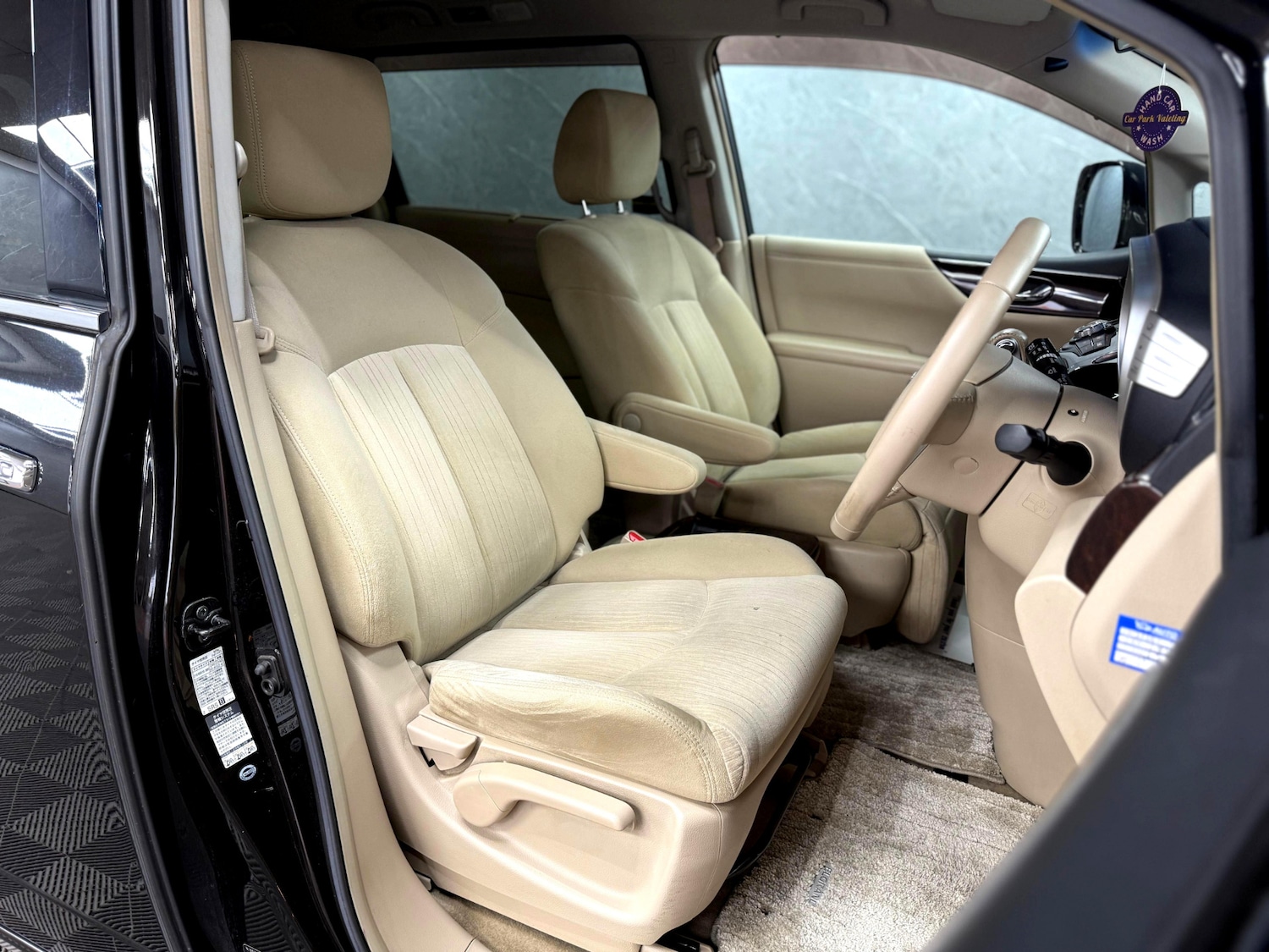 Used Nissan Elgrand 2025 for sale - 76950786: Photo 10