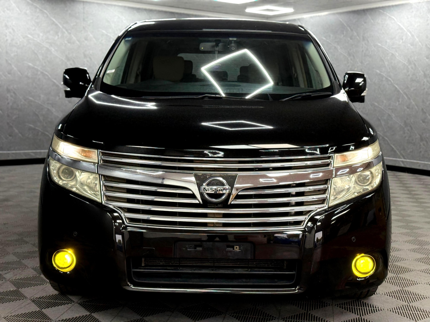 Used Nissan Elgrand 2025 for sale - 76950786: Photo 13